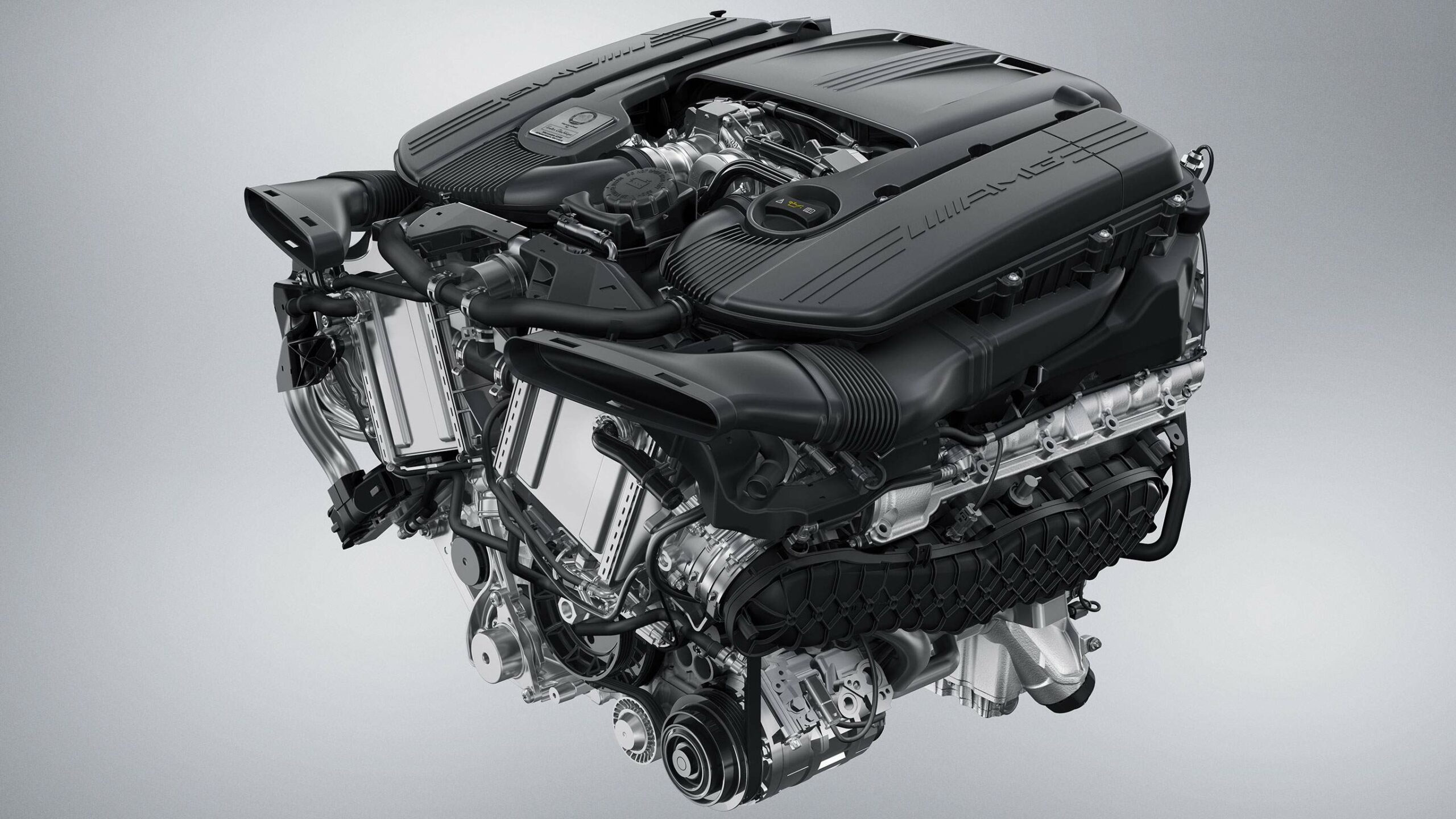 Motor de alto rendimiento y gran potencia en la Clase C Cabriolet AMG