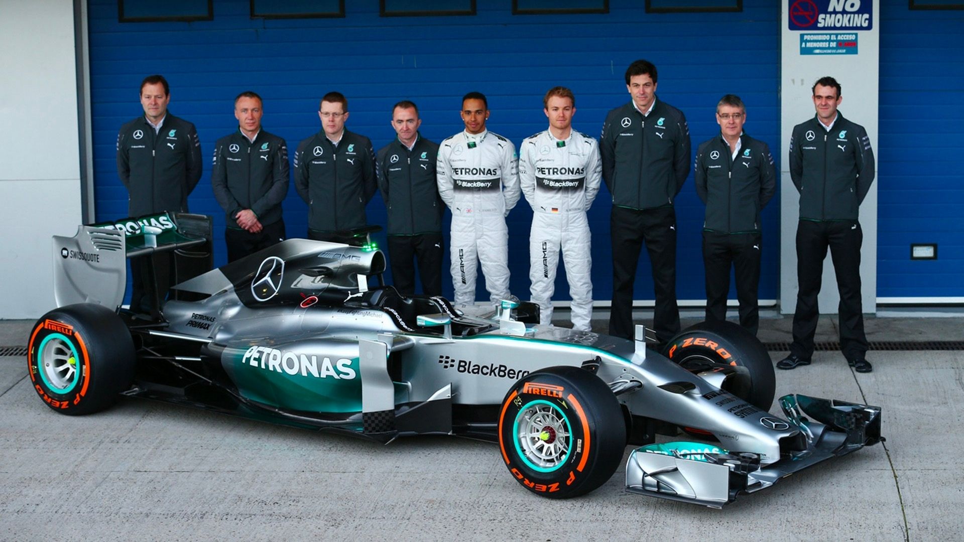 Mercedes-Benz AMG presenta la flecha plateada de 2014, Lewis Hamilton y Nico Rosberg