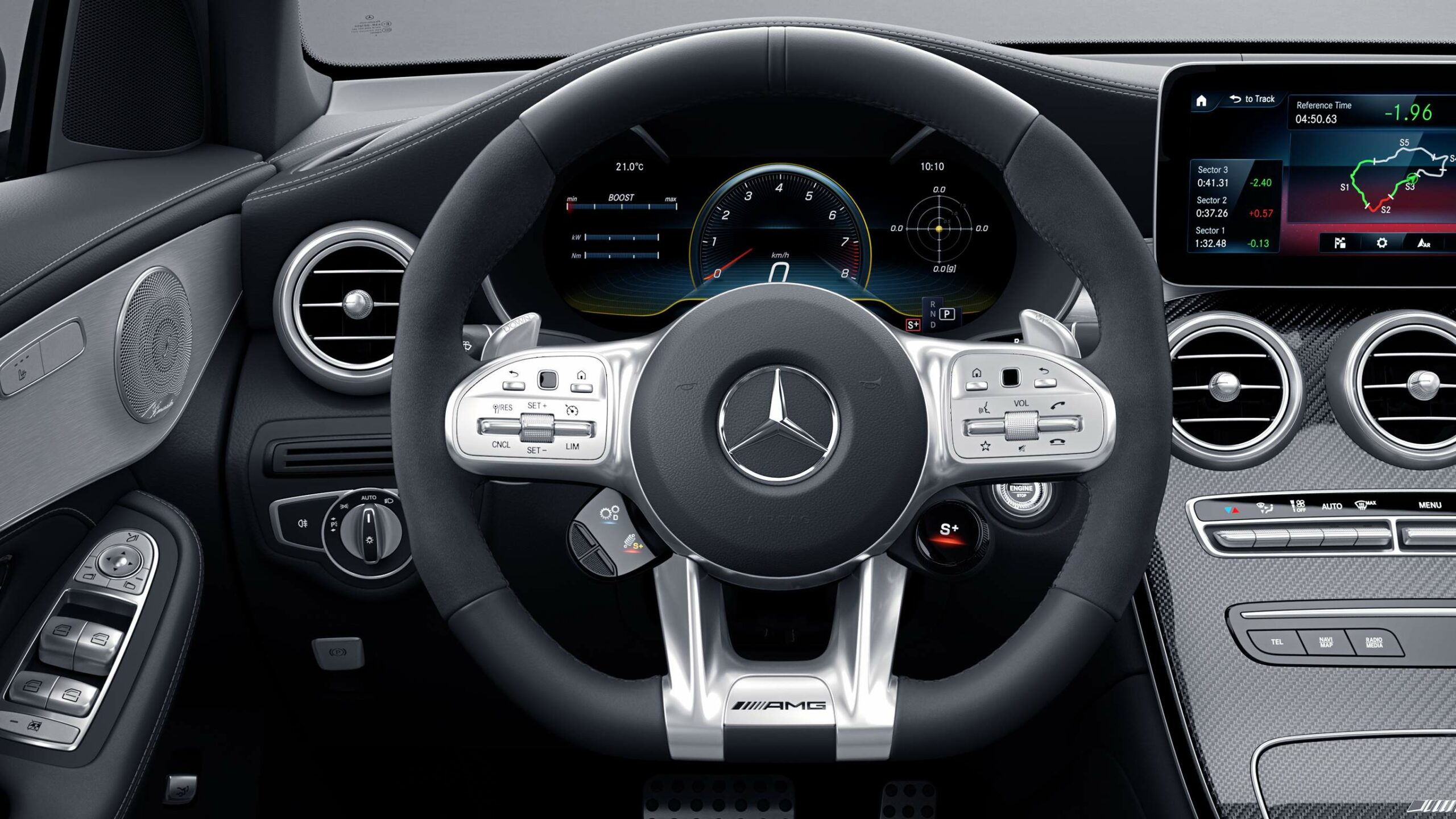 Vista del conductor dentro de la GLC Coupe AMG de Mercedes-Benz