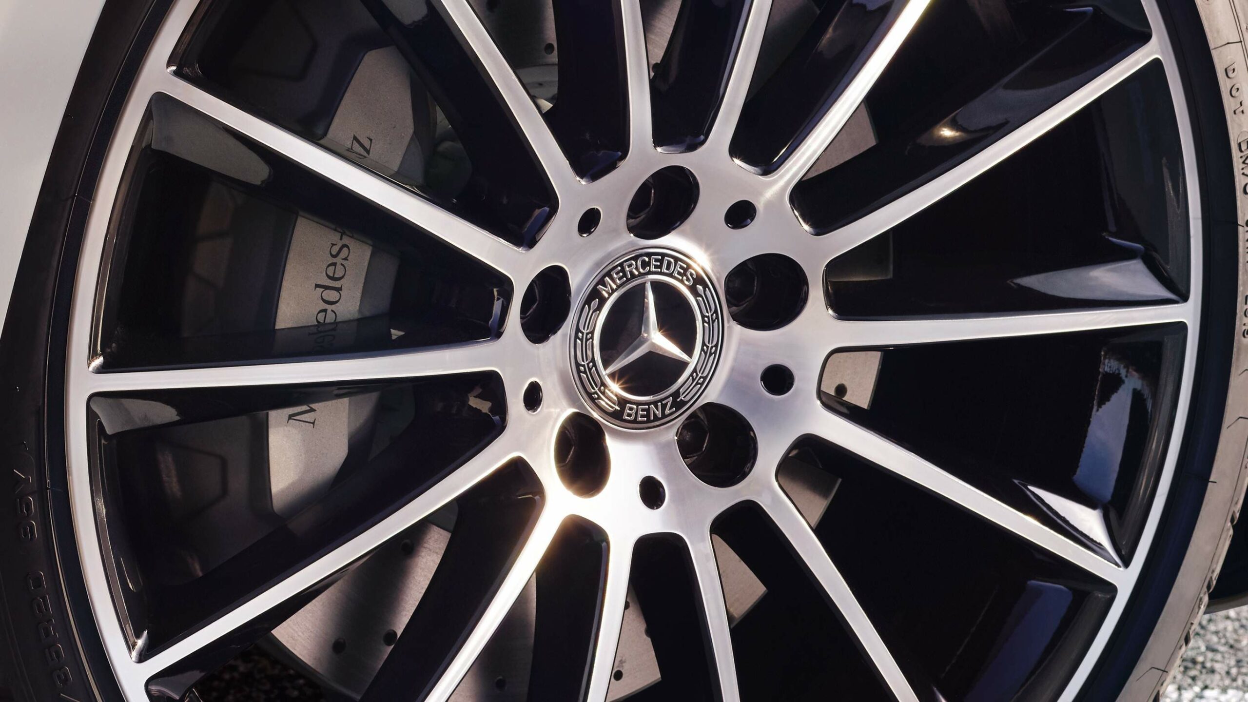 Llantas de la Clase E Cabriolet de Mercedes-Benz, detalles