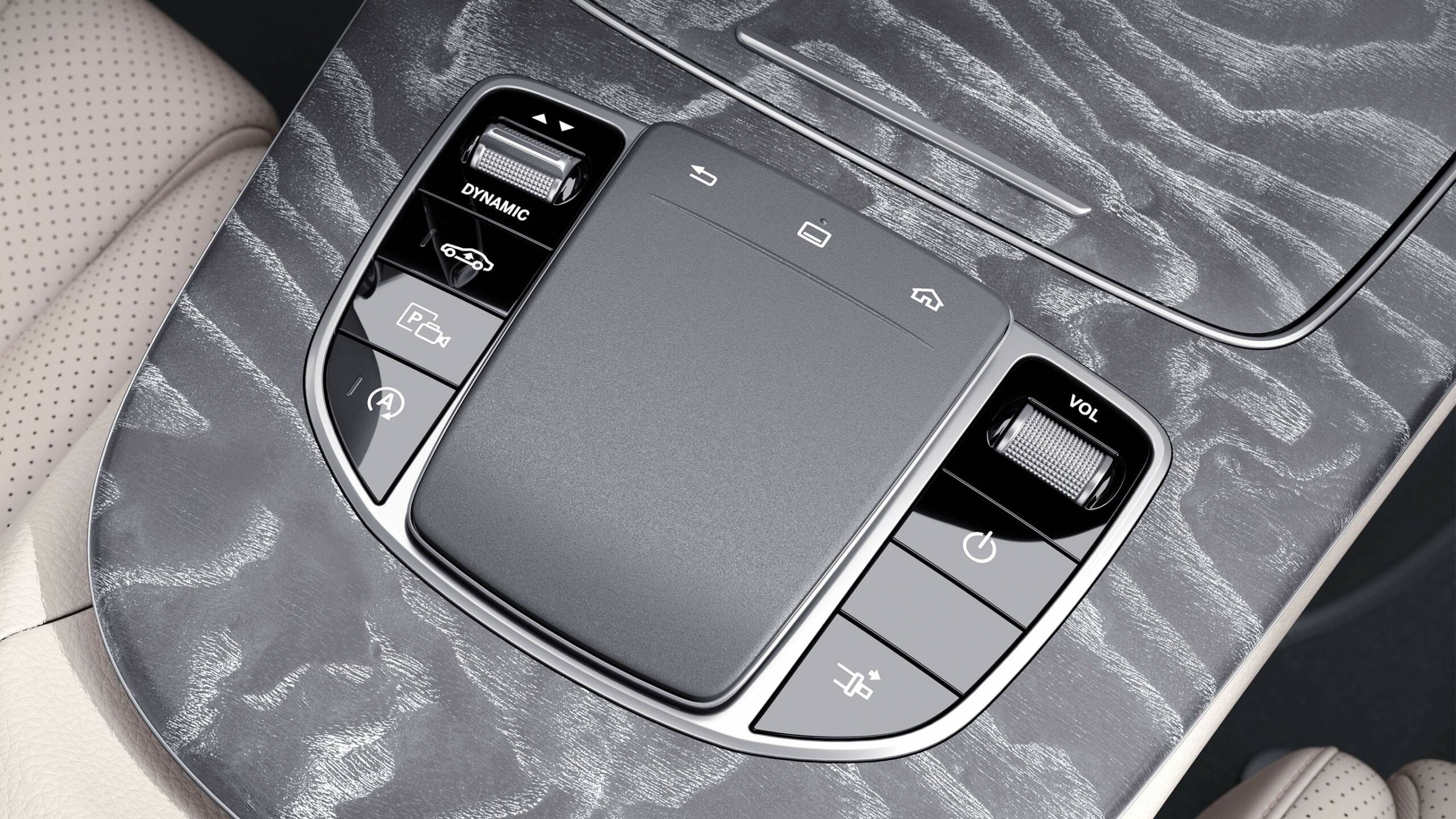 Centro de control tactil de la emblematica Clase E Coupe de Mercedes-Benz