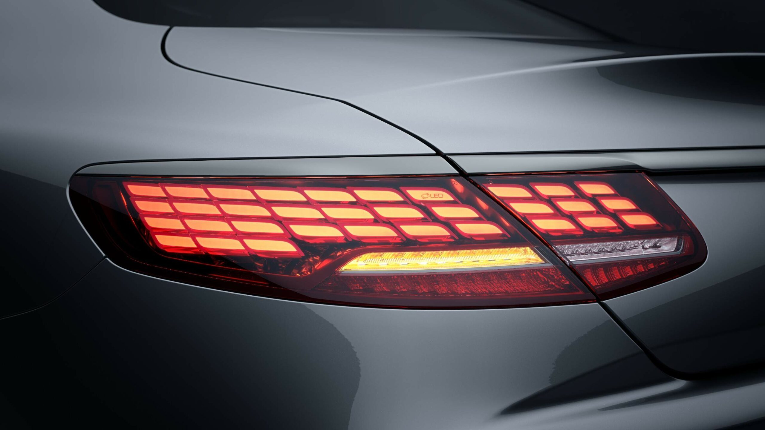 Luces traseras LED de la Clase S Coupe de Mercedes-Benz