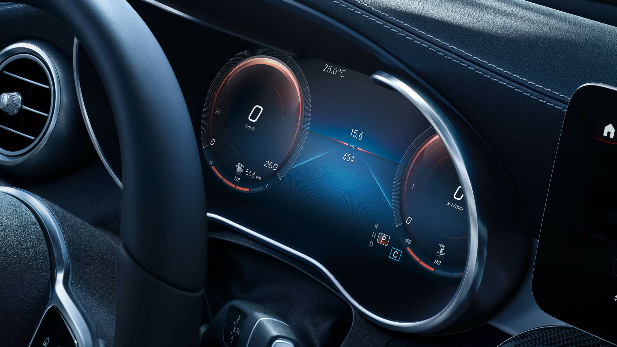Tablero digital inteligente dentro de la GLC Coupe de Mercedes-Benz