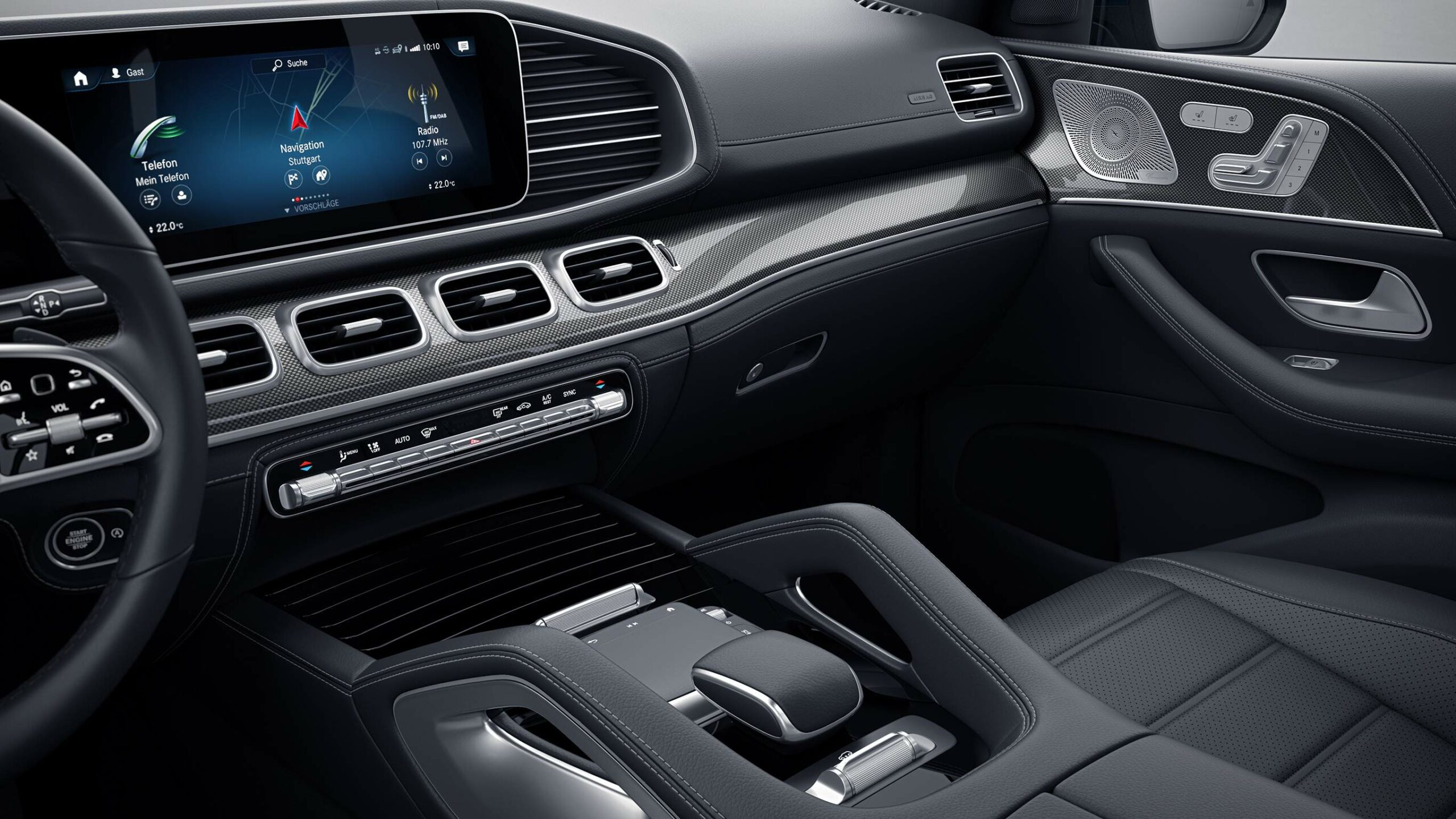 Diseño interior de la GLE Coupe de Mercedes-Benz con tecnologia de punta
