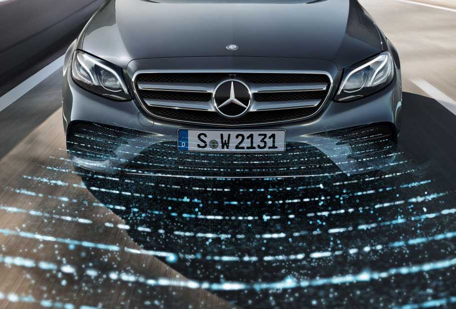 Mercedes-Benz - Sus constantes innovaciones de seguridad tanto a bordo como de asistencia de conducir han consagrado a la marca de la estrella como ganadora de múltiples premios a nivel mundial y como referente de seguridad en el mercado.