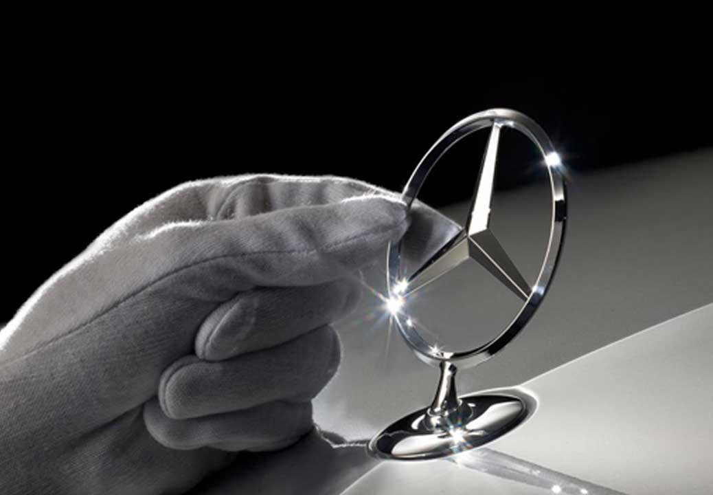 Cada repuesto es fabricado de acuerdo a los más rigurosos parámetros de calidad, garantizados por Mercedes-Benz.