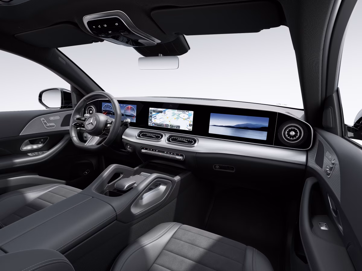 GLE Coupé - Pantalla OLED para el copiloto